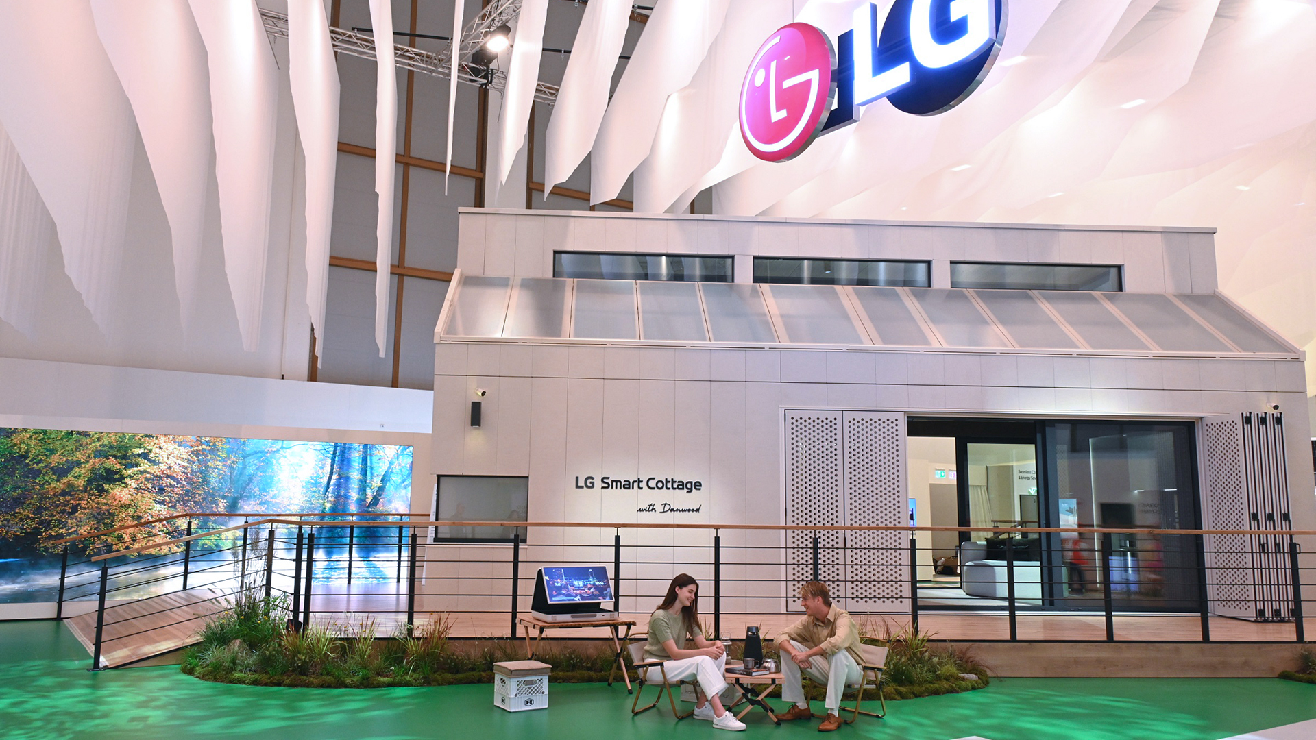 LG 推出 ThinQ UP 2.0 家電服務客製化與訂閱制，同步預告智慧小屋預計 2024 量產上市
