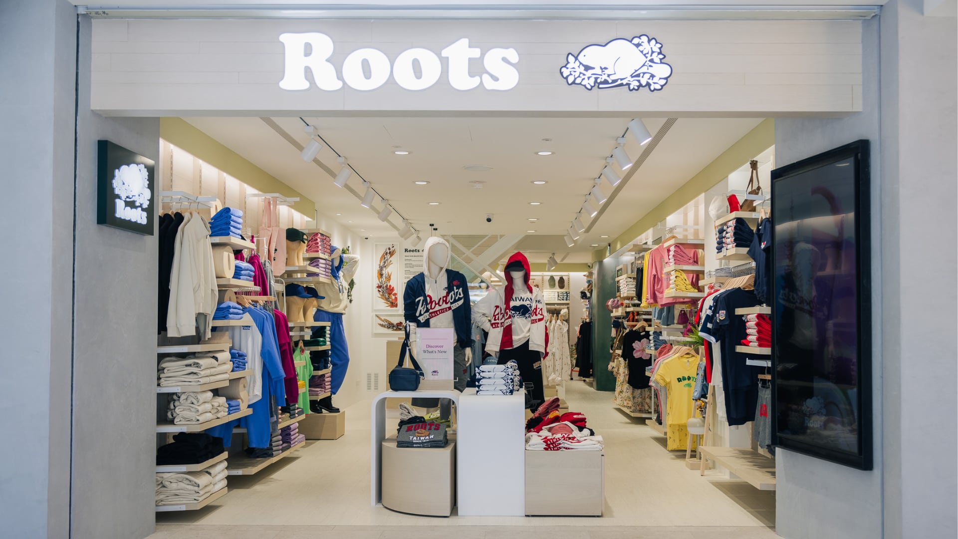 Roots 旗艦店回歸西門商圈！三大開幕限定活動、早秋新品一次看