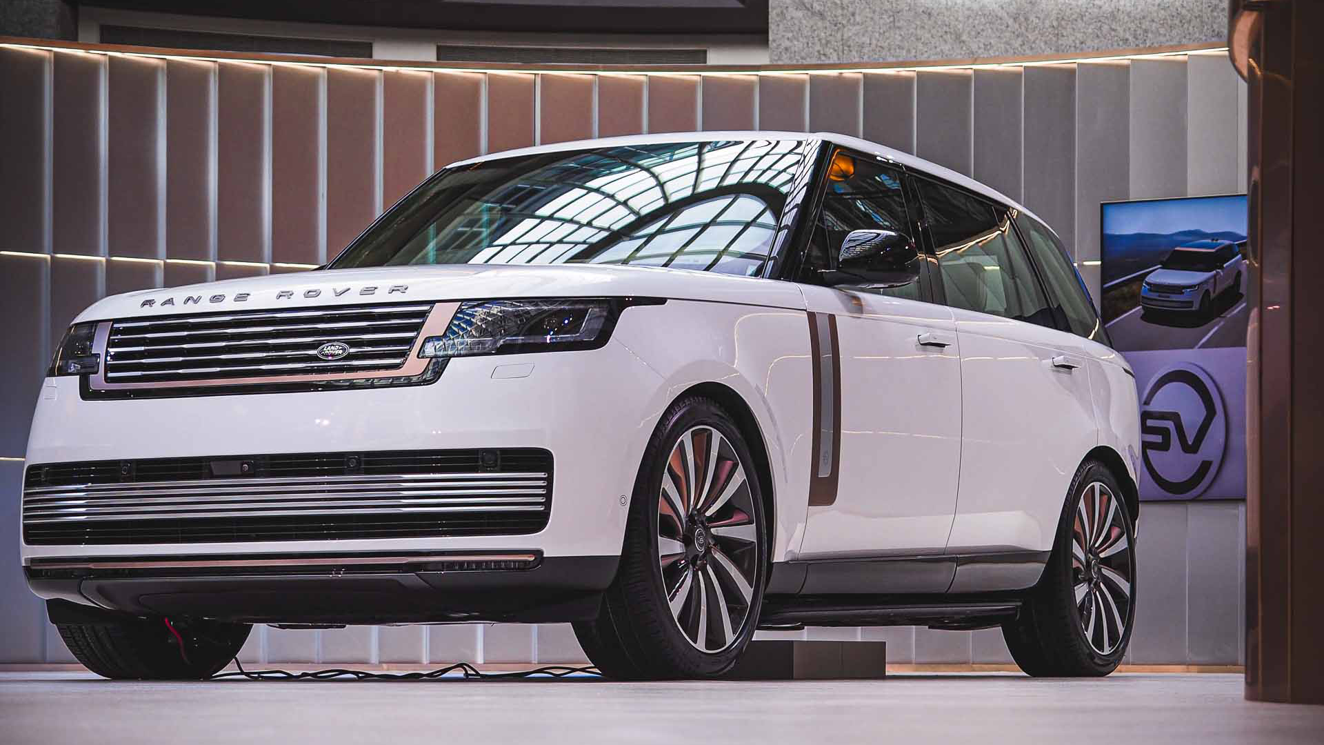 2025 Range Rover Showcase 限期開展！初代原型車首次抵台
