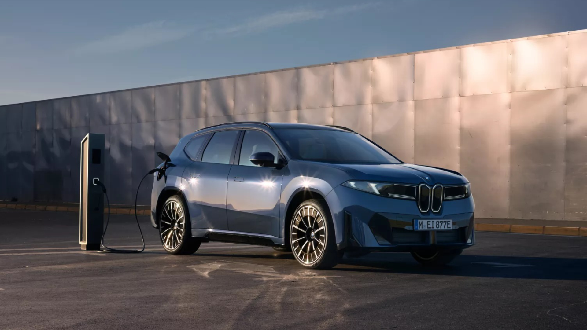 BMW iX3 首搭自駕超級大腦！高通攜手 BMW 打造全新自動駕駛系統 Snapdragon Ride Pilot