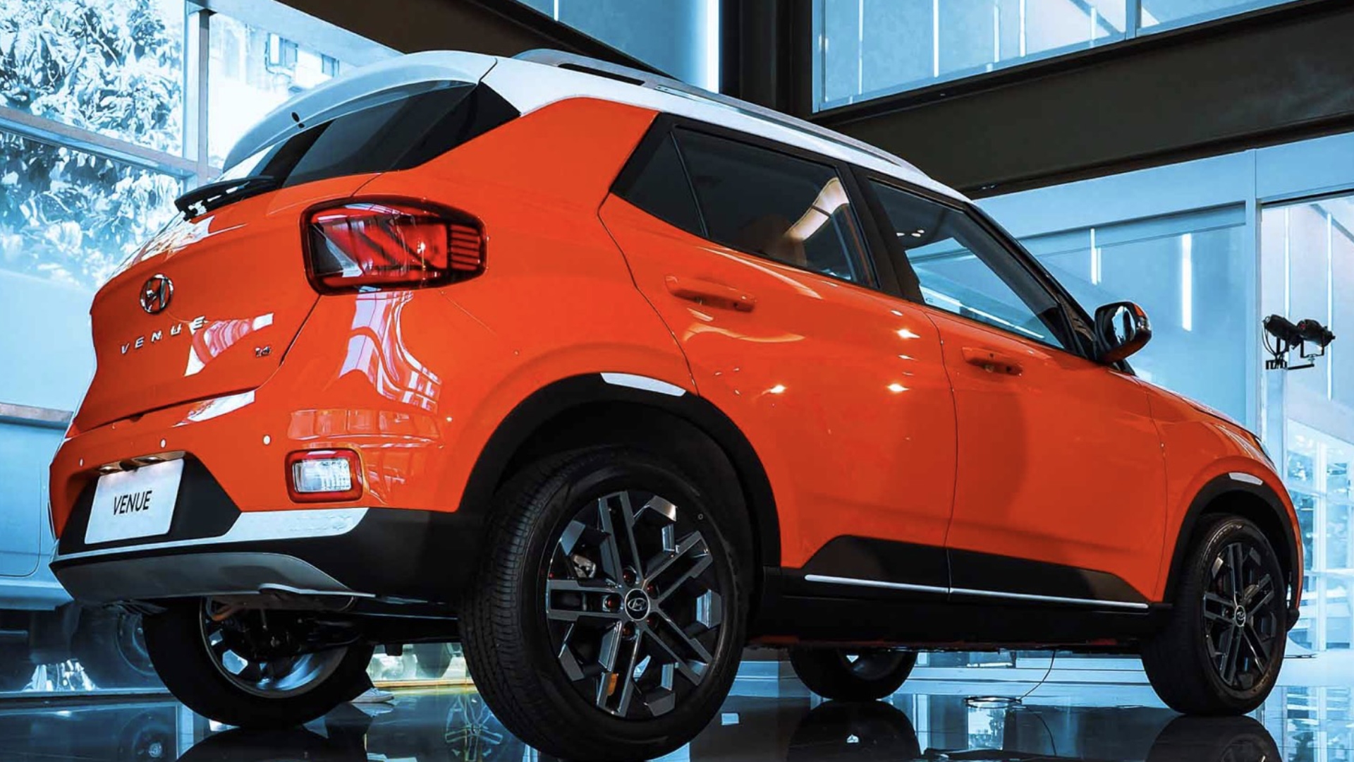 2025 Hyundai Venue Boutique 限量登場！68.9 萬元起，秋日果實再綻、Tucson L N Line 同步登場